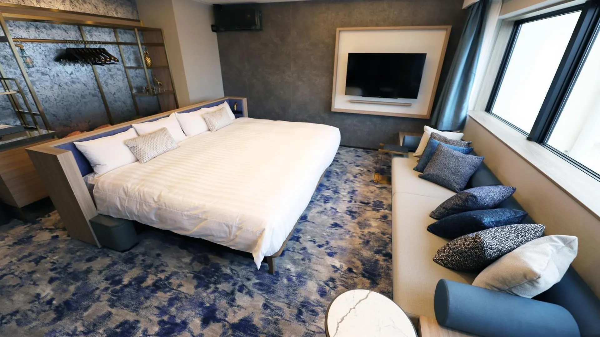 אוסקה Spa World Hotel&Resort מלון