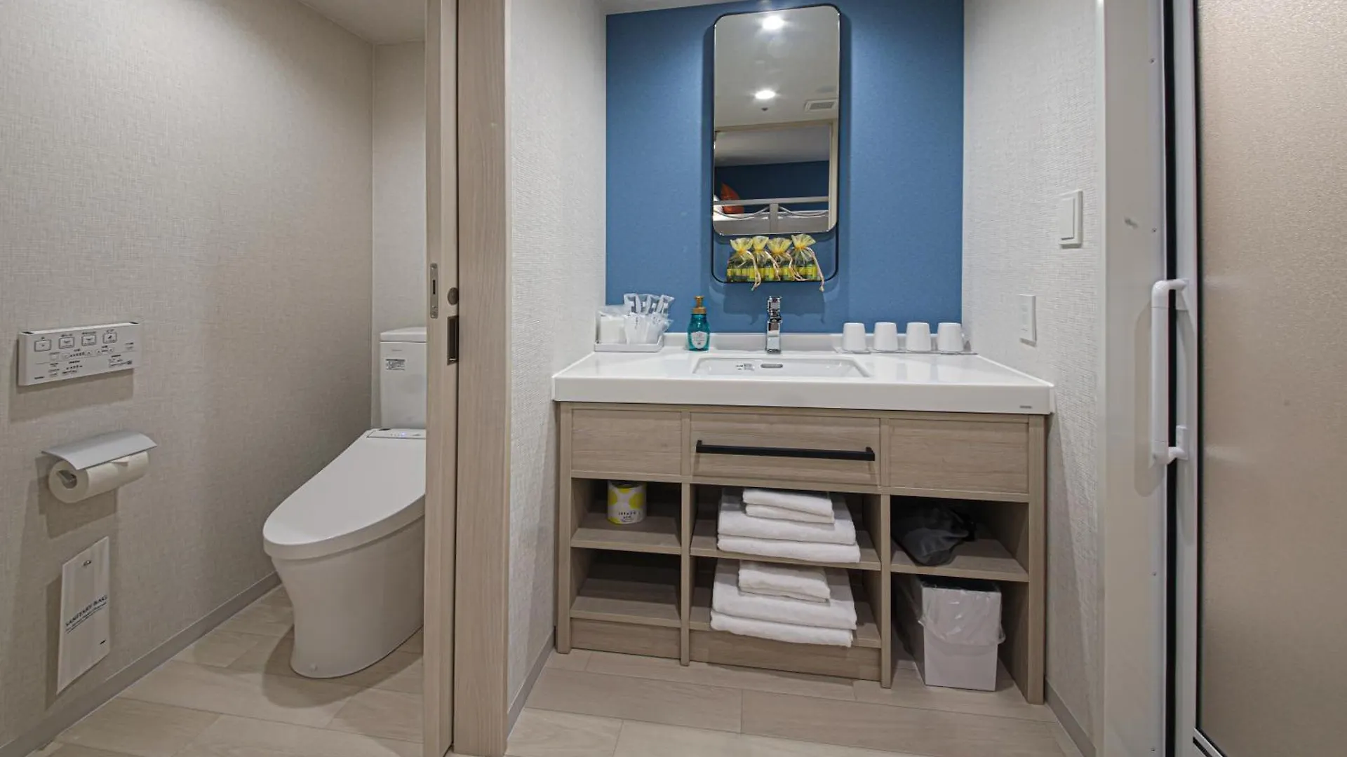 Spa World Hotel&Resort Oszaka 4*,  Japán