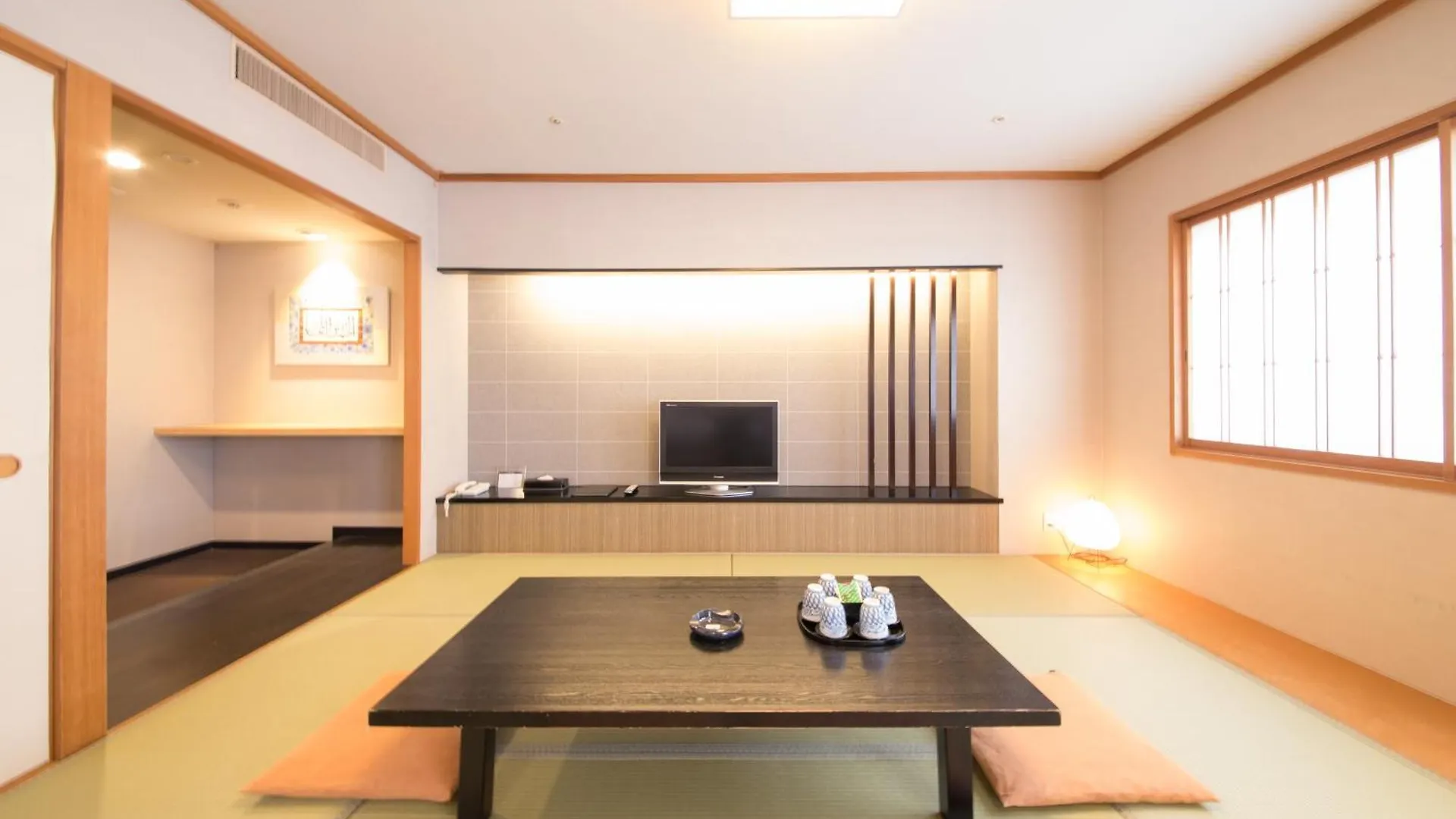 Spa World Hotel&Resort Oszaka 4*,